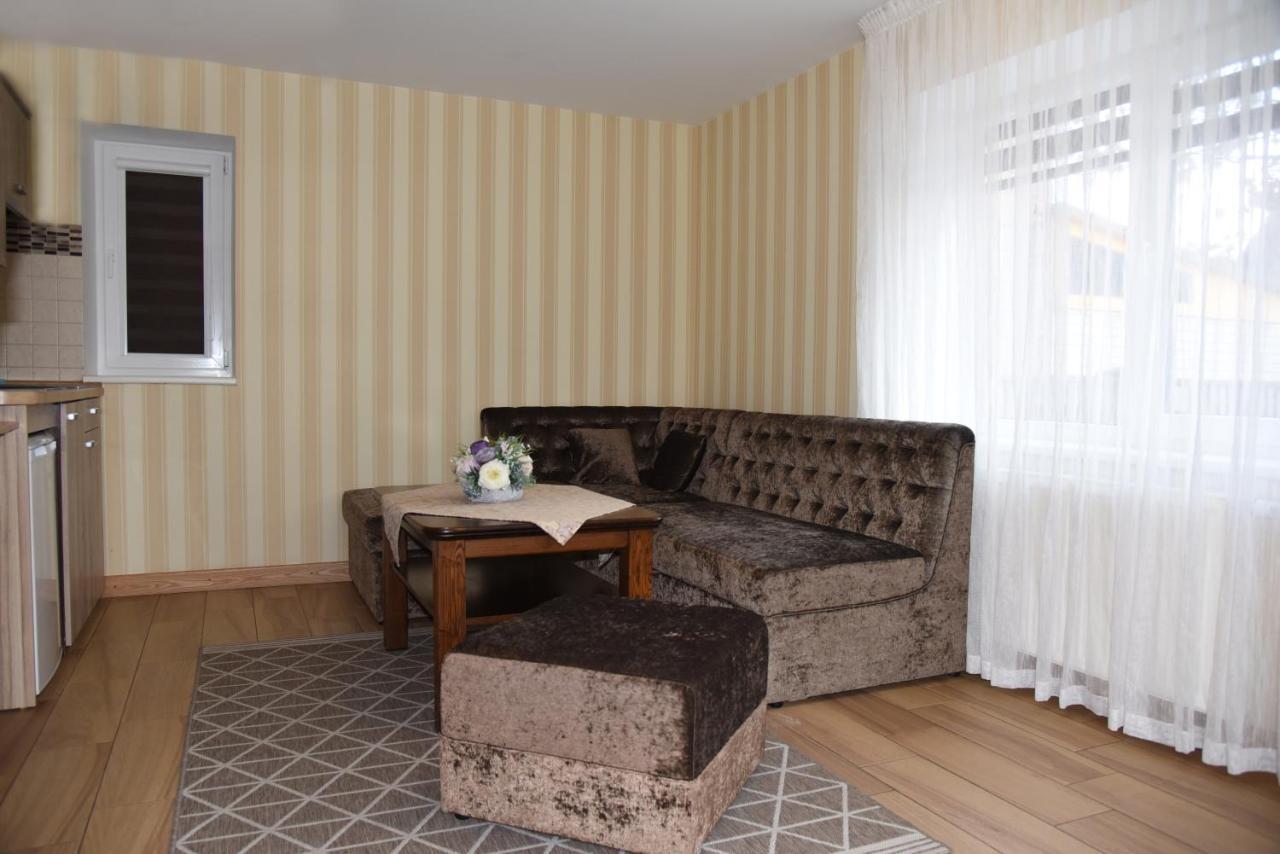 Senoji Palanga Bed & Breakfast Exterior photo